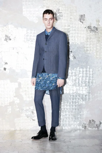 Look 8
